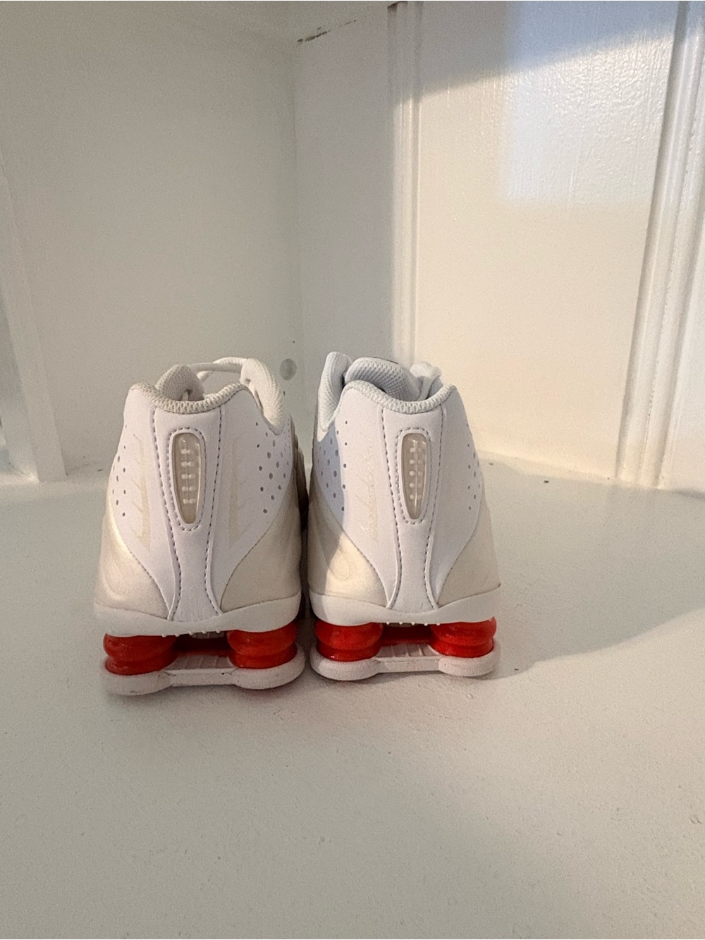 Nike White Shox Low-Top Sneakers - Picture 4 of 5